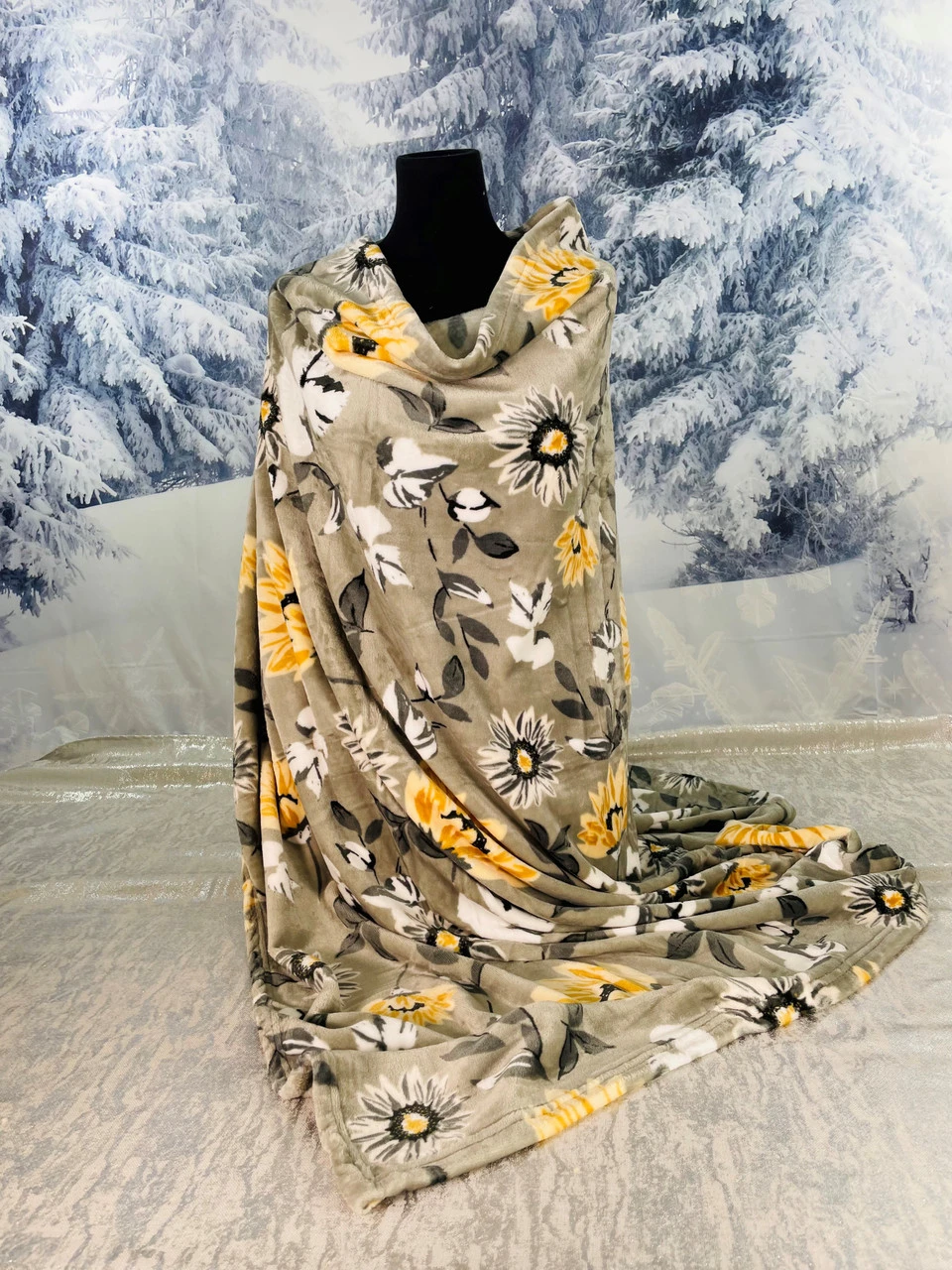 Talia Grey Floral Throw 5 Talia Grey Floral Throw - Image 3