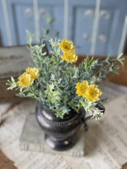 Beulah's Banks Bush, Yellow, 11"