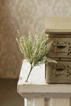 Heather Bush, Cream, 12”